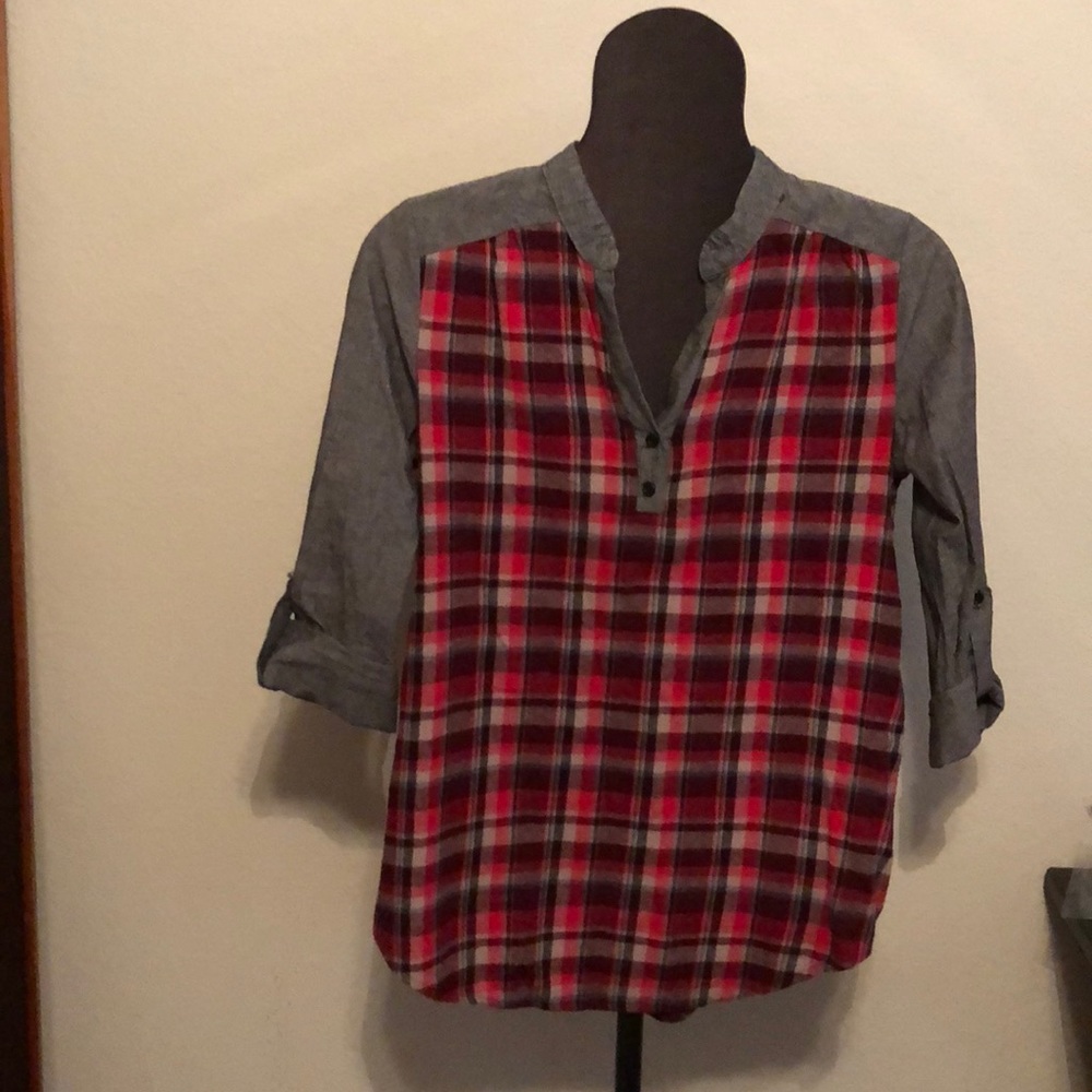 Plaid long sleeve shirt